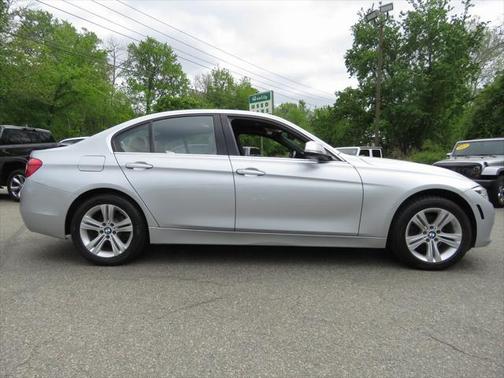 2018 BMW 330 xDrive