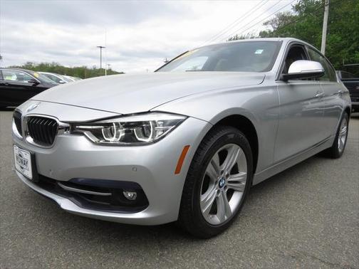 2018 BMW 330 xDrive