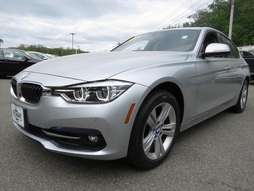 2018 BMW 330 xDrive