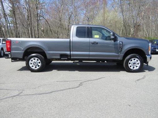 2023 Ford F-250 XLT