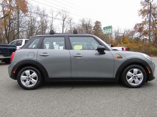 2016 MINI Hardtop Cooper