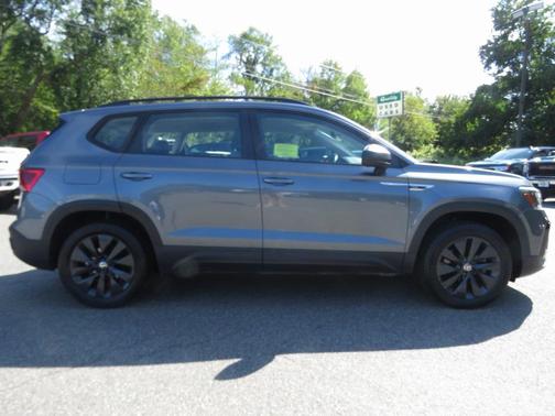 2022 Volkswagen Taos 1.5T S