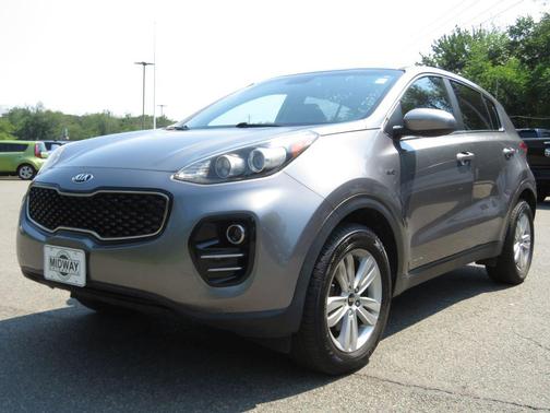 Mineral Silver 2017 Kia Sportage LX