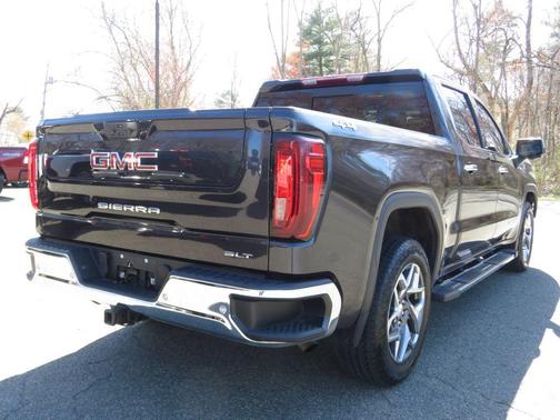 Titanium Rush Metallic 2022 GMC Sierra 1500 SLT