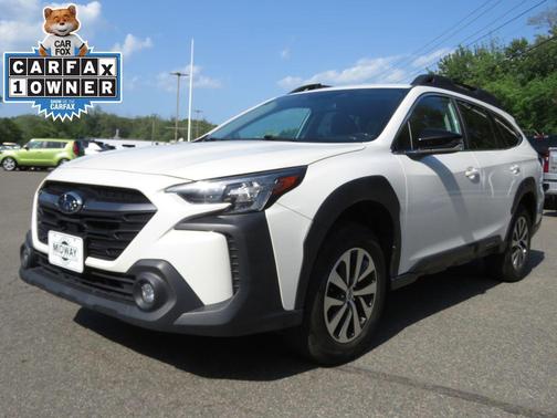 Crystal White Pearl 2023 Subaru Outback Premium