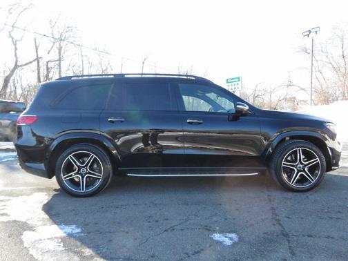 2022 Mercedes-Benz GLS 450 4MATIC