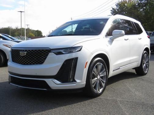 2022 Cadillac XT6 Premium Luxury AWD