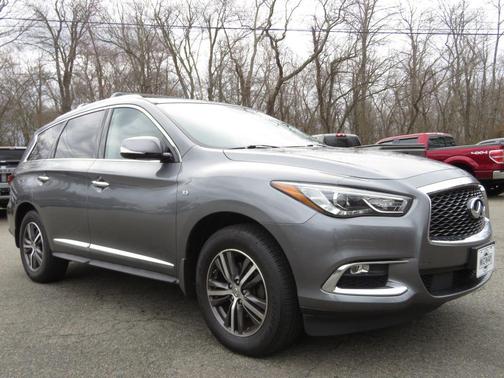 2017 INFINITI QX60 Base