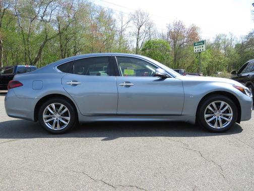 Hagane Blue 2016 INFINITI Q70 3.7X