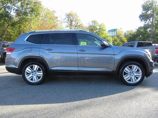 2018 Volkswagen Atlas 3.6L SEL Premium