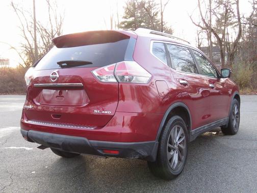 2016 Nissan Rogue SL