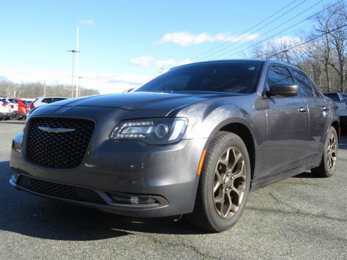 2019 Chrysler 300 S