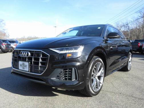 2022 Audi Q8 55 Prestige