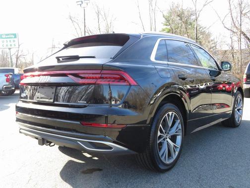 2022 Audi Q8 55 Prestige