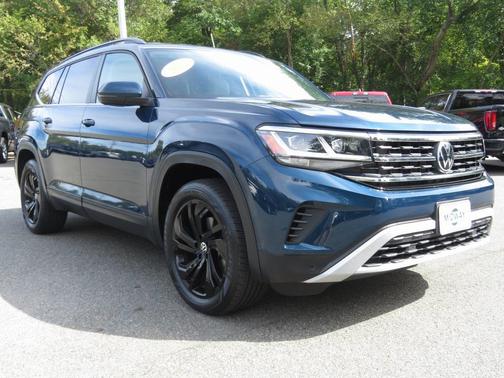 2022 Volkswagen Atlas 3.6L SE w/Technology
