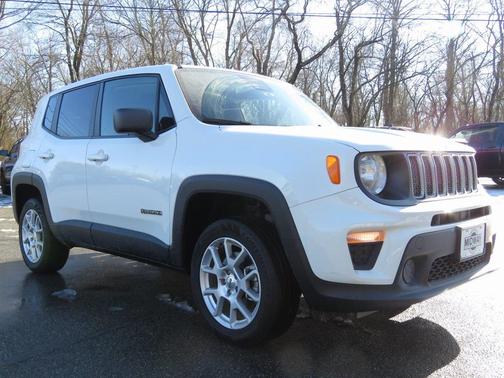 2023 Jeep Renegade Latitude
