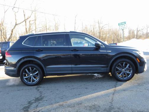 2022 Volkswagen Tiguan 2.0T SE 4MOTION