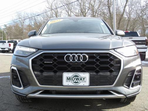 2022 Audi Q5 45 S line Prestige
