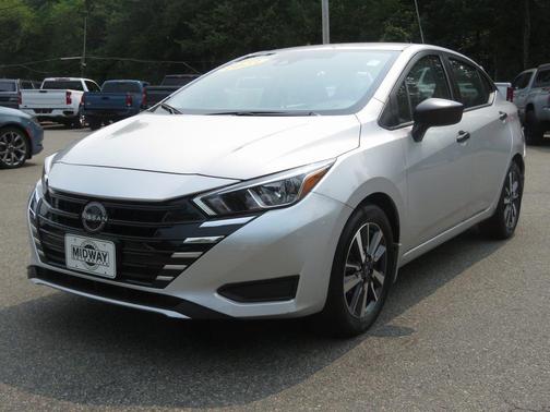 2023 Nissan Versa 1.6 S