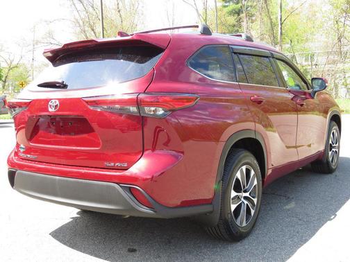 Ruby Flare Pearl 2020 Toyota Highlander XLE