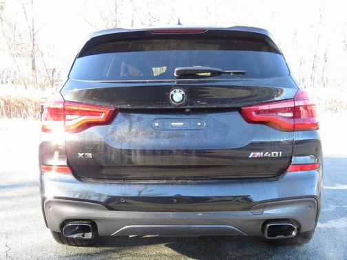 2021 BMW X3 M40i