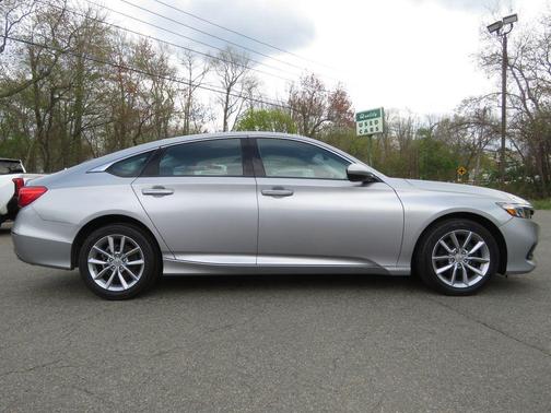 11 2021 Honda Accord LX 1.5T