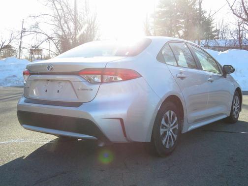 2020 Toyota Corolla Hybrid LE