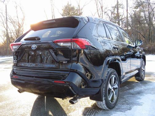 2023 Toyota RAV4 Prime SE