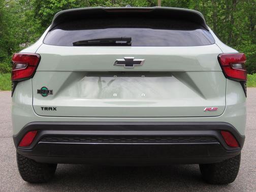 Cacti Green 2024 Chevrolet Trax FWD 1RS
