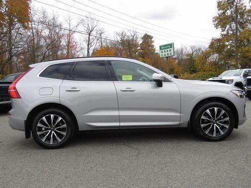 2023 Volvo XC60 B5 Core