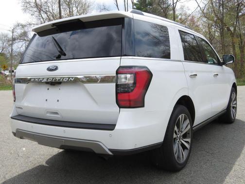Star White Metallic Tri-Coat 2020 Ford Expedition Limited