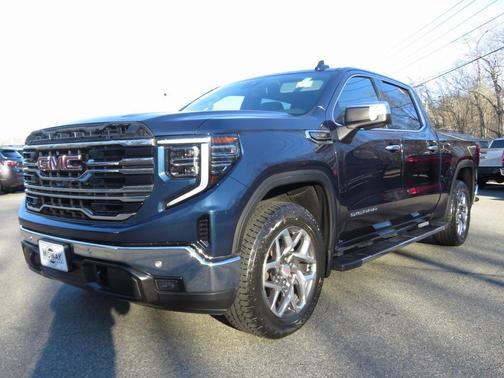 2022 GMC Sierra 1500 SLT