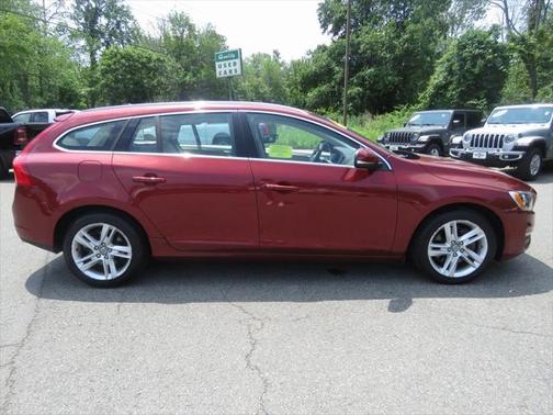 2015 Volvo V60 T5 Premier