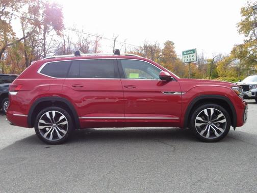 2023 Volkswagen Atlas 3.6L SEL Premium
