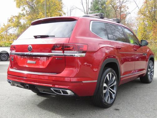 2023 Volkswagen Atlas 3.6L SEL Premium