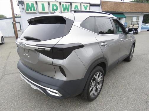 2022 Kia Seltos EX