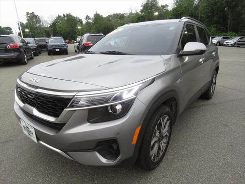 2022 Kia Seltos EX