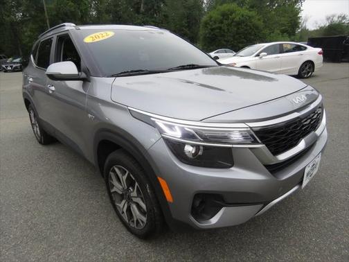 2022 Kia Seltos EX