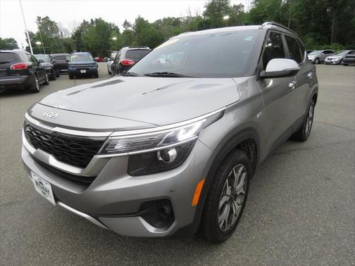2022 Kia Seltos EX