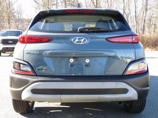 2022 Hyundai KONA SE