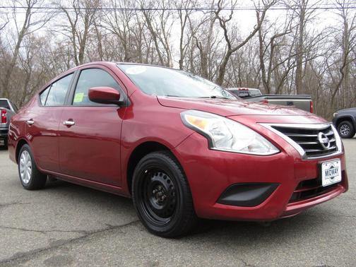 Cayenne Red Metallic 2019 Nissan Versa 1.6 SV