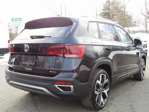 2022 Volkswagen Taos 1.5T SEL