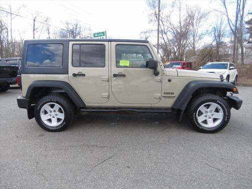 2017 Jeep Wrangler Unlimited Sport