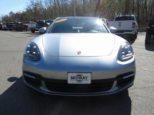 2018 Porsche Panamera 4S