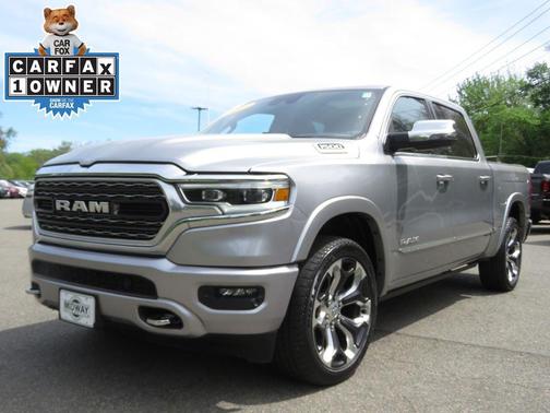 Billet Silver Metallic Clearcoat 2023 RAM 1500 Limited