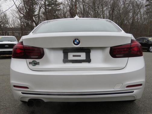 2018 BMW 330 330i