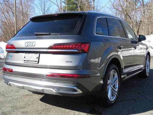 2020 Audi Q7 55 Premium