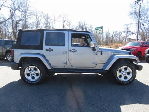 2013 Jeep Wrangler Unlimited Sahara