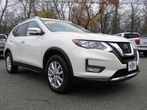 2018 Nissan Rogue SV