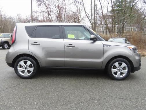 2017 Kia Soul Base